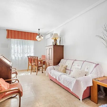 The Snug Apartment *